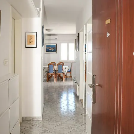 Apartment Frida Supetar Exterior photo